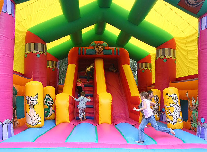 Inflatable Jumping Castles & Slides